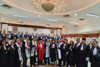 54 advokat Peradi SAI resmi disumpah di PT DKI