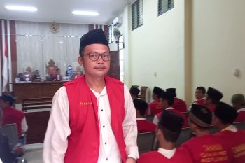 Hakim hukum terdakwa penipuan proyek Dinas PMD selama 30 bulan penjara