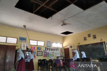 Pemkab Kudus minta sekolah proaktif laporkan kerusakan s ekolah