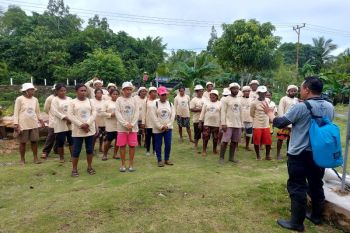 BRGM selenggarakan Sekolah Lapang Masyarakat Mangrove di Biak Numfor
