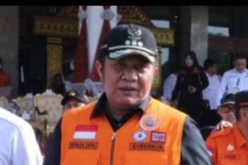 Gubernur Sumsel mengajak warga kurangi kegiatan timbulkan sampah plastik