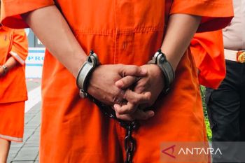 Polisi tetapkan warga Australia tersangka penganiayaan warga Prancis