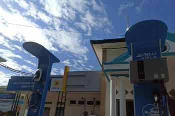 Tegaskan komitmen dukung ekosistem EV, tiga unit SPKLU hadir di Pulau Sumbawa