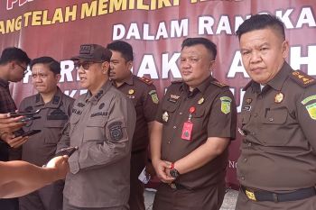 Kejari Bandarlampung musnahkan empat kilogram ganja