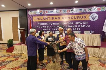 Pemprov Papua minta PDHI melakukan edukasi terkait kesehatan hewan