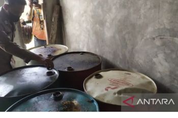 Polisi tangkap oknum bhabinkamtibmas atas dugaan timbun BBM