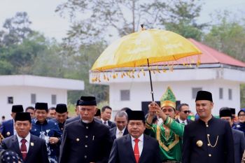 Puncak hari jadi Kabupaten Sijunjung ke-74 dihadiri Wako Solok