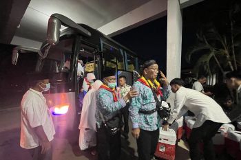 Jamaah haji Kalbar dijadwalkan sampai di Batam pada Rabu