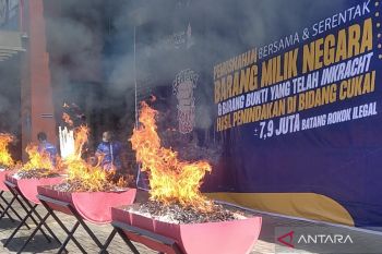 Bea Cukai Kudus gagalkan pengiriman ratusan ribu rokok  ilegal