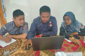 KPU Agam libatkan lima tim lakukan vermin berkas pendaftaran bacaleg