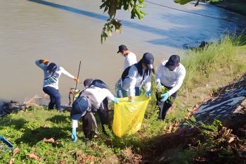 BWSS lakukan aksi susur dan bersih sungai sambut "world water forum"
