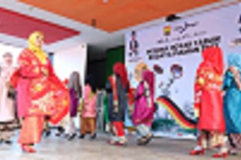 Lomba Baju Kuruang Basiba semarakkan Tabuik Pariaman