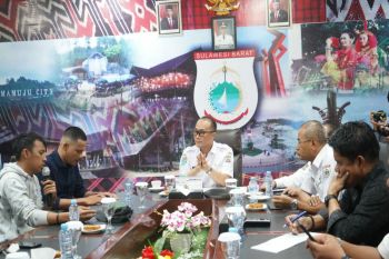 Penjabat Gubernur Sulbar tegaskan tidak toleransi pejabat yang melanggar aturan