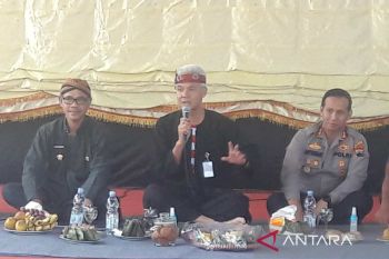Ganjar minta petani Temanggung jaga kualitas tembakau