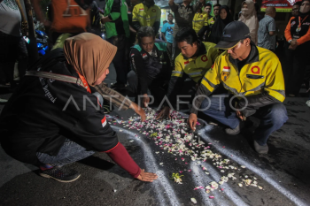 Doa bersama korban pembunuhan sopir taxi online