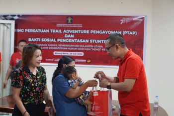 Kanwil Kemenkumham Sulut bakti sosial pengentasan stunting sambut HDKD ke-78
