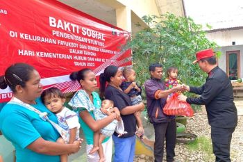 Lapas Atambua distribusi bantuan sembako untuk mengatasi stunting