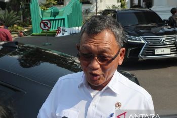 Jokowi minta Menteri ESDM evaluasi biaya gas bumi