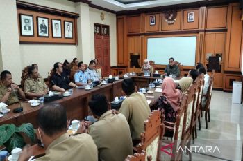 Pemkab Kulon Progo minta warga waspadai tempat ibadah dijadikan ajang kampanye