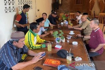 Petani garam kirim surat ke Presiden usul lembaga "buffer stock"