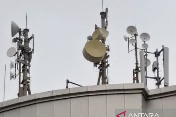 Telkom mengalihkan layanan komunikasi di Kepri ke teknologi radio