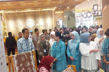 Presiden Jokowi nyatakan pertemuan dengan Sandiaga hanya tidak bahas politik