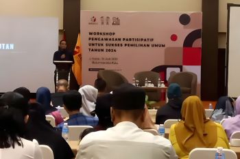 Bawaslu Sulteng imbau parpol pasang alat peraga sosialisasi sesuai aturan