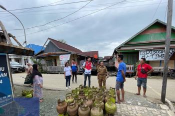 Pertamina tinjau penyaluran elpiji subsidi di Sulteng pastikan sesuai HET