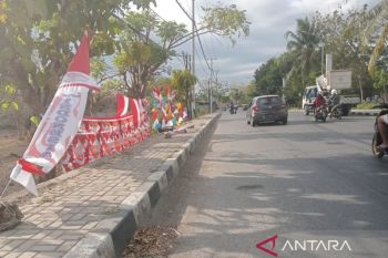 Penjualan bendera merah putih marak di Kota Kupang