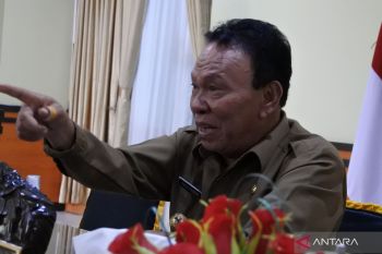 Bupati Kupang ingatkan kepala desa percepat pencarian Dana Desa