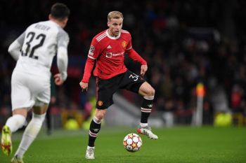 Klub Manchester United resmi lepas Donny Van de Beek