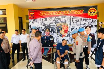 Polisi tembak begal mabuk yang viral