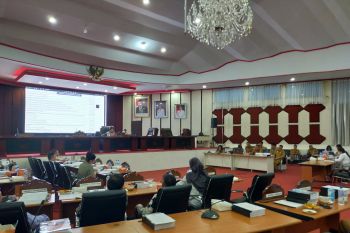 Bansos dan dana Pilkada bahasan hangat KUA-PPAS 2024