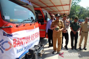 BPBD Boyolali distribusikan bantuan air bersih ke daerah  kekeringan