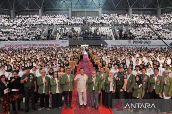 Menhan Prabowo Subianto kepada mahasiswa UPN: Negara, bangsa, rakyat tunggu baktimu