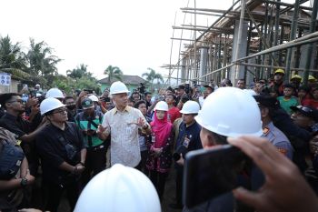 Gubernur Jateng ingatkan tentang integritas saat cek  pembangunan