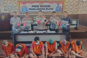 Polisi tangkap 4 pelaku pembunuhan dalam acara organ tunggal