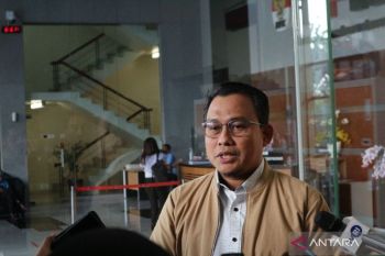 KPK mencegah tiga orang ke luar negeri terkait dugaan korupsi truk di Basarnas