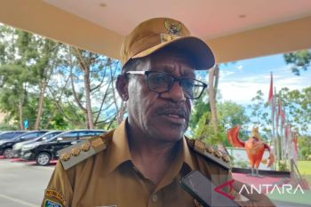 Pemkot Jayapura secara bertahap melakukan penertiban pedagang kaki lima