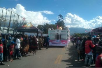 Ribuan masyarakat terlibat karnaval budaya di Jayawijaya