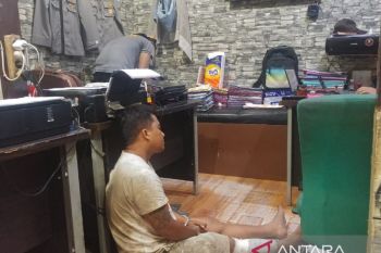 Beraksi belasan kali, penjambret gelang emas dibekuk Polresta Padang