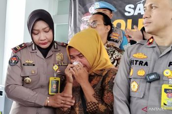 Seorang ibu mengadu tertukar bayi