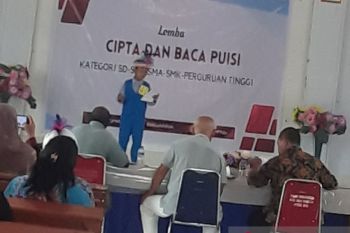 Pelajar-Mahasiswa Biak meriahkan lomba baca puisi HUT ke-78 RI