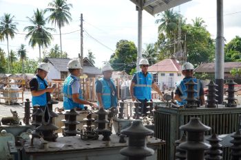Musim penghujan, berikut tips aman menggunakan listrik dari PLN