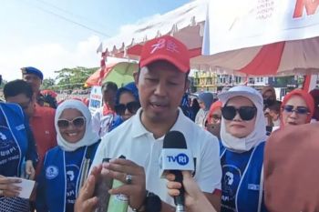 Pemkot Kendari menggelar pasar murah dalam rangka HUT Kemerdekaan RI