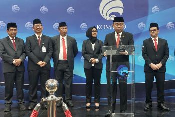 Menkominfo resmi melantik Fadhilah Mathar sebagai Dirut BAKTI