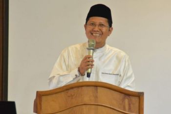 HIndari pinjol via literasi keuangan syariah