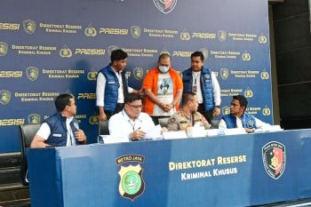 Polisi ungkap kasus jual data nasabah pinjol ke situs gelap