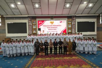 Wali kota Manado kukuhkan 60  paskibraka 2023