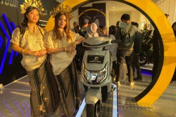 Kalla Kars kembali luncurkan motor listrik dorong transisi energi